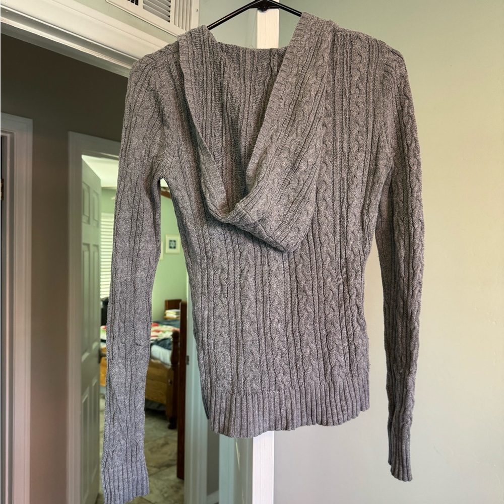 EUC HOODED SWEATER SIZE SMALL - Picture 3 of 4